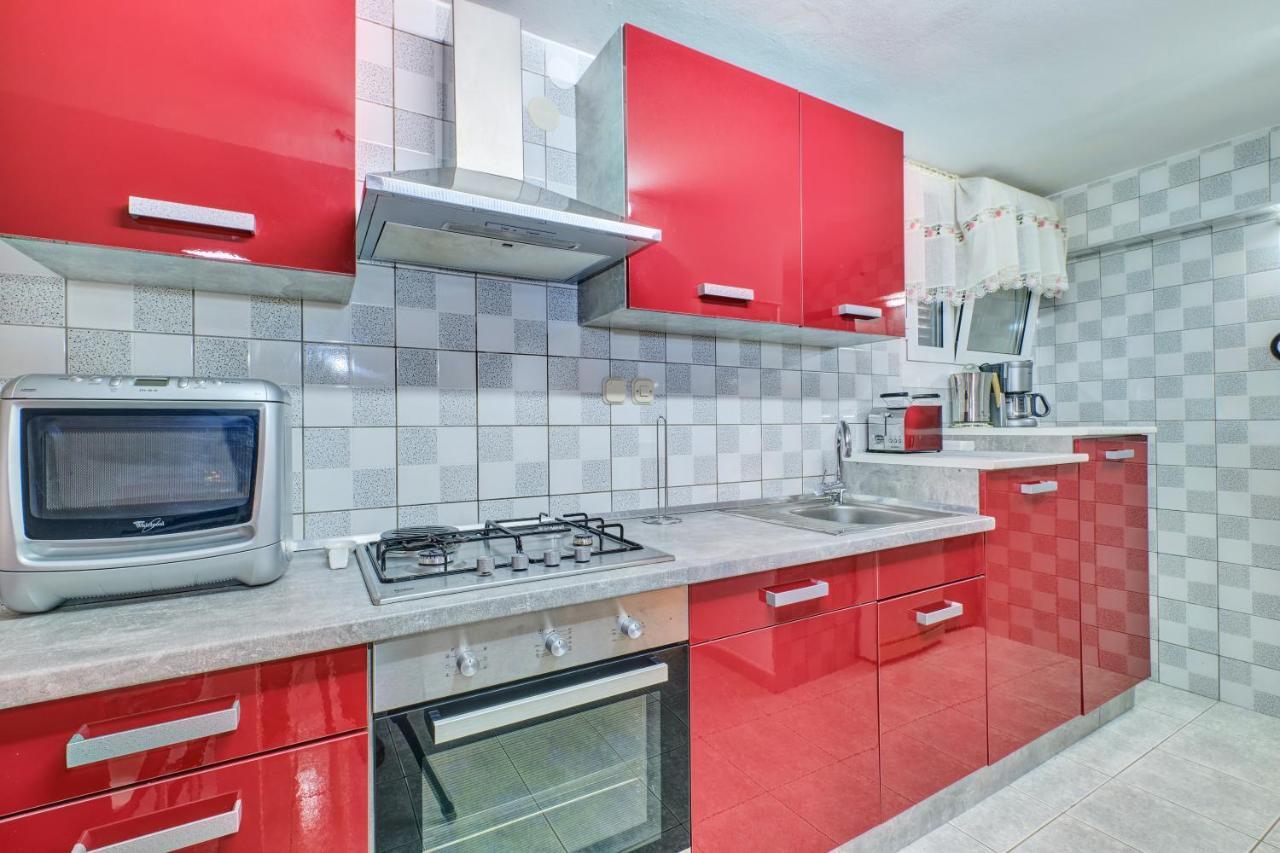 Apartmani Rukonic Aleksandar Nerezine Exterior foto