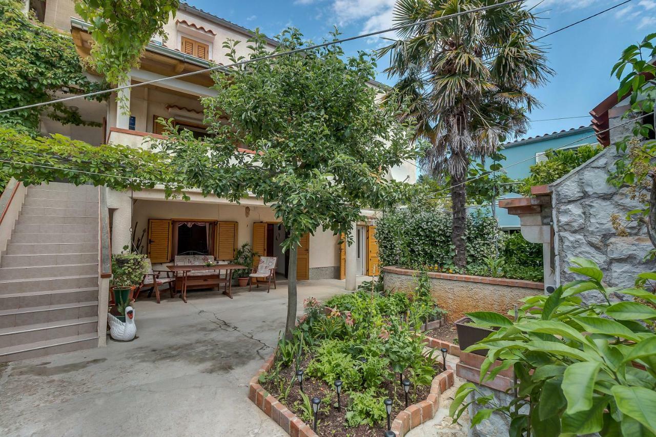 Apartmani Rukonic Aleksandar Nerezine Exterior foto